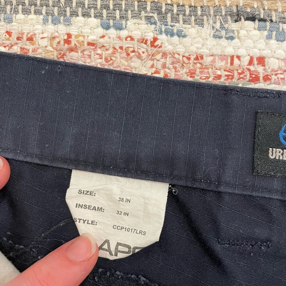 Men's Black Cargo Pants - Picture 3 of 4